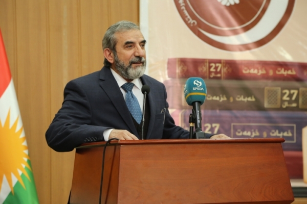 الأمين العام للاتحاد الإسلامي الكردستاني يشارك في تكريم عدد من الكتاب والأدباء