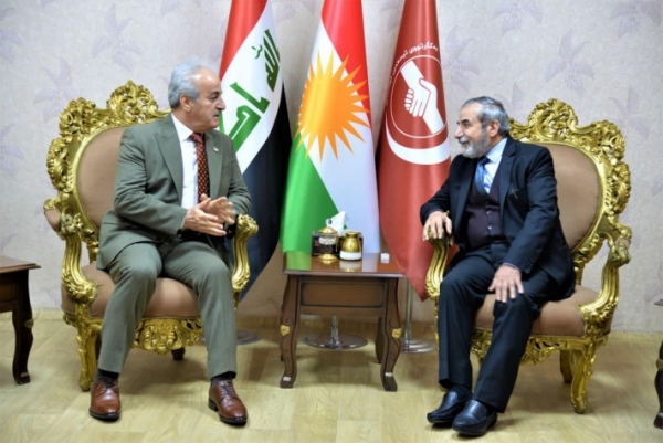 الأمين العام للاتحاد الإسلامي الكردستاني يستقبل وفدا من حزب بيت النهرين