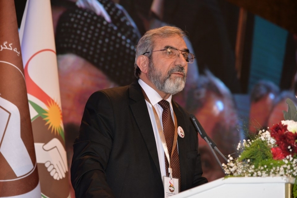 الأمين العام للاتحاد الإسلامي الكردستاني يشكر أعضاء المؤتمر الثامن