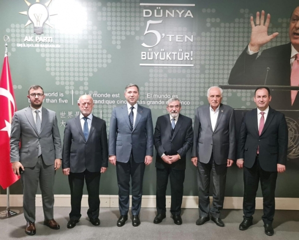 Secretary-General of the Kurdistan Islamic Union visits the headquarters of the Turkish Justice Party in Ankara