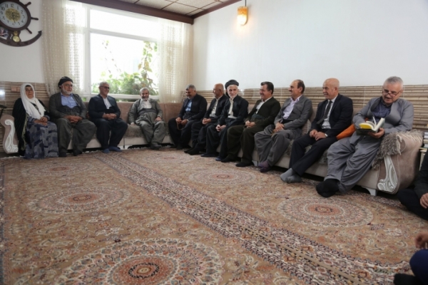 الأمين العام للاتحاد الإسلامي الكردستاني يقوم بجولة زيارات في حلبجة