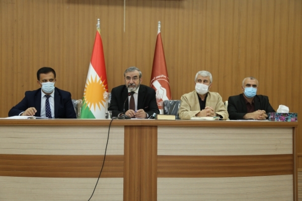 الأمين العام للاتحاد الإسلامي الكردستاني يزور المركز الأول للاتحاد في السليمانية
