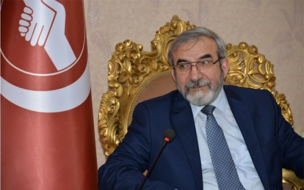 الأمين العام للاتحاد الإسلامي الكردستاني يستقبل عددا من كوادر الإعلام في الاتحاد