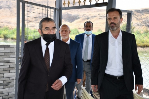 الأمين العام للاتحاد الإسلامي الكردستاني يزور المركز الـ16 في كويسنجق