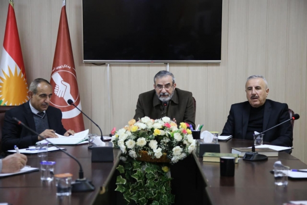 Secretary-General of the Kurdistan Islamic Union meets with members of the General Shura
