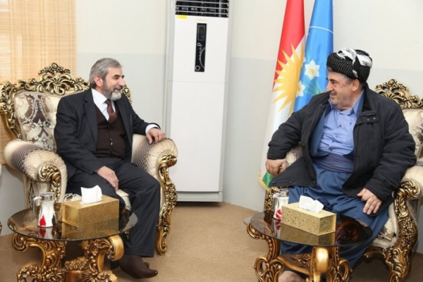 الأمين العام للاتحاد الإسلامي الكردستاني يزور الحزب الاشتراكي الديمقراطي في كردستان