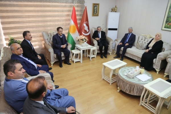 The Secretary-General of Kurdistan Islamic Union receives a delegation from the Patriotic Union of Kurdistan