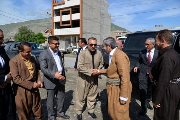الأمين العام للاتحاد الإسلامي الكردستاني يزور قضاء سوران