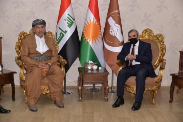 الأمين العام للاتحاد الإسلامي الكردستاني يستقبل رئيس عشيرة هنارة