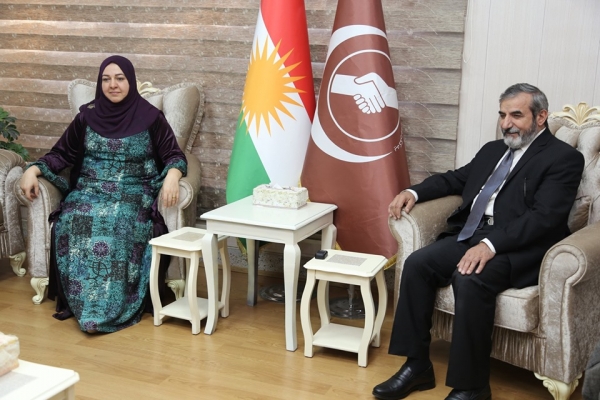 بالصور.. الأمين العام للاتحاد الإسلامي الكردستاني يستقبل هيئة رئاسة برلمان كردستان