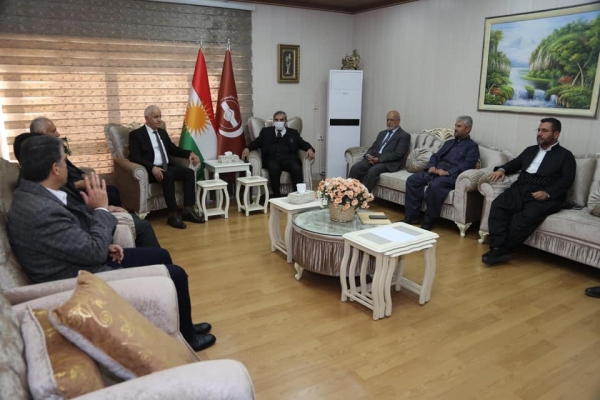 Secretary-General of the Kurdistan Islamic Union receives a number of political and cultural figures
