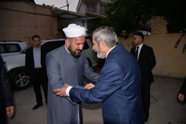 Secretary-General of the Kurdistan Islamic Union visits the family of Awni Agha Akrey