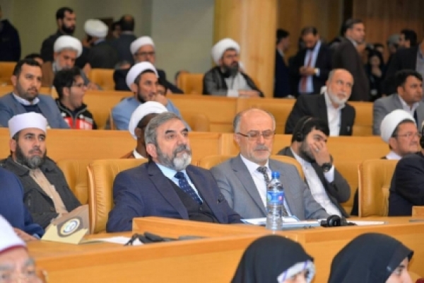 Tehran...Secretary-General of the Kurdistan Islamic Union participates in the Islamic Unity Conference