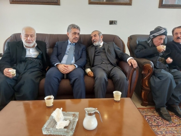 الأمين العام للاتحاد الإسلامي الكردستاني يزور ديوان عشيرة جاف في السليمانية