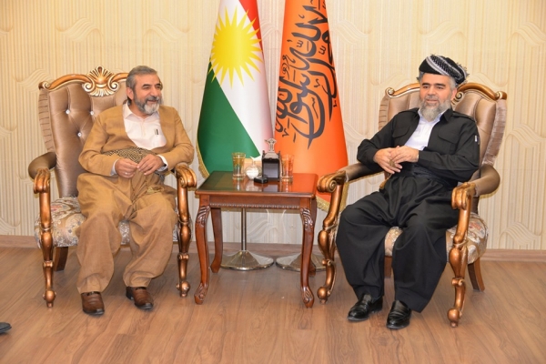 بالصور.. الأمين العام للاتحاد الإسلامي الكردستاني يزور الجماعة الإسلامية الكردستانية