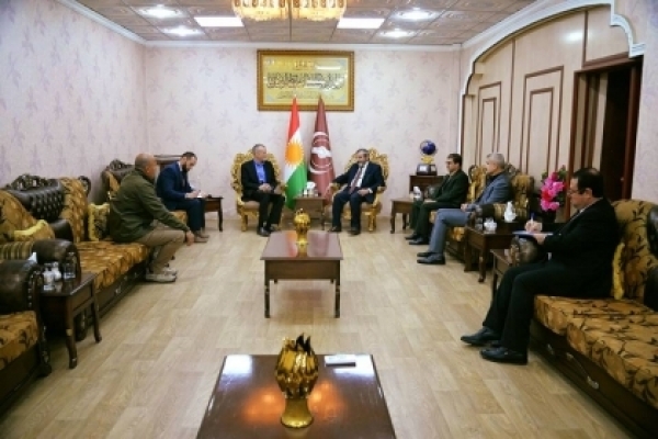 Secretary-General of the KIU receives the US consul in Erbil