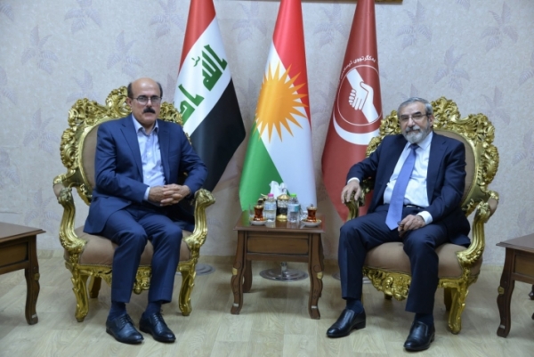 الأمين العام للاتحاد الإسلامي الكردستاني يستقبل سكرتير حزب كادحي كردستان